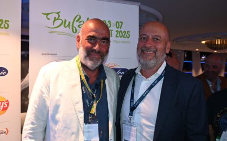 Napoli, Casa Coldiretti al Bufala Fest: incontri, dibattiti e tanto formaggio a chilometro zero 5 Ettore Bellelli presidente Coldiretti Campania con Piermaria Saccani direttore Consorzio Mozzarella di Bufala Campana Dop