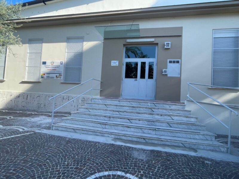 Pollena Trocchia, al plesso Fusco si torna a scuola dopo i lavori di messa in sicurezza e manutenzione straordinaria 3 Plesso Fusco 3 scaled