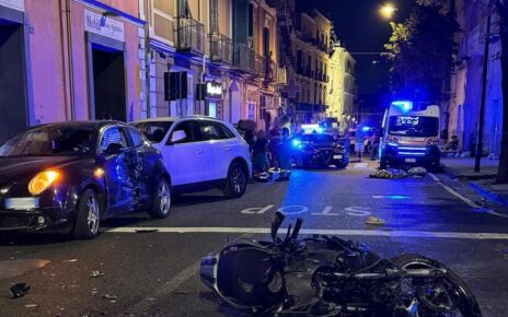 Torre del Greco, scontro tra moto e auto: muore 22enne, grave un 28enne 5 incidente torre del grecomod