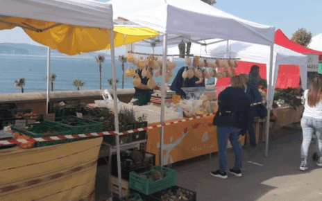 Torre Annunziata, domenica 5 ottobre torna l'isola pedonale sul corso con Slow Food 22 torre annunziata domenica 30 marzo torna il mercato della terra paniere vesuvianomod 1067x642 1