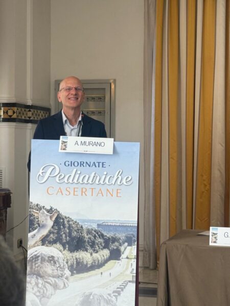 Il futuro della pediatria passa da Caserta: trionfa il prof. Aniello Murano alle “Giornate Pediatriche Casertane” 3 PROF ANIELLO MURANO GIORNATE PEDIATRICHE CASERTANE 2 2025 10 11 13 19 06 scaled