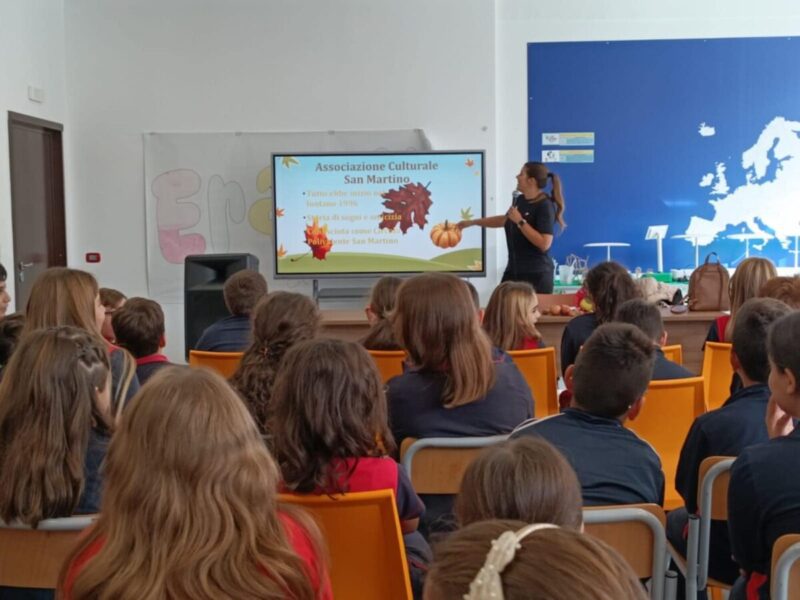 Scisciano, Tradizione e Scuola si incontrano: torna il progetto didattico “La Sagra d’ ‘a p’zzetta ‘e vino cotto” con l’Istituto Omodeo-Beethoven 3 bc8d0a00 fccc 4ec8 b182 78995faa9afd scaled