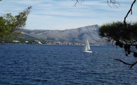 La Croazia al TTG Travel Experience: una destinazione per tutte le stagioni 6 il limpido mare di Korcula