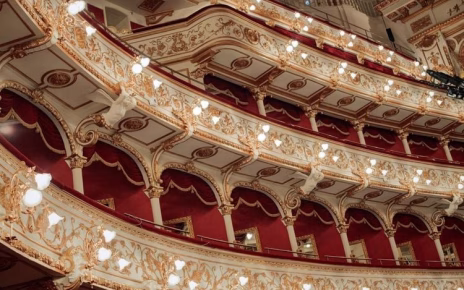 Bari, Teatro Petruzzelli. Laboccetta (Polo Sud): "Commosso e felice per nomina Carusi a soprintendente" 4 medium shutterstock 2457820441