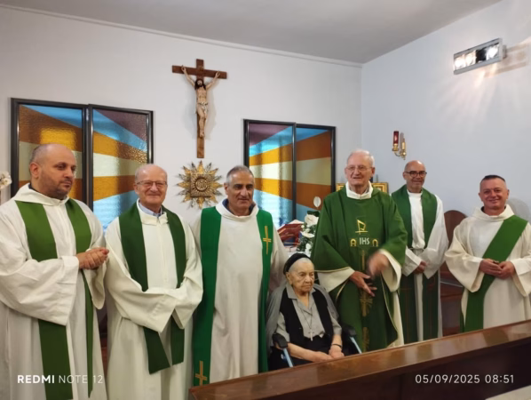 Suor Diomira: 100 anni di memoria, di storia fatta di amore donata agli altri. Una perla preziosa nelle mani di Dio 15 055d5dec c9a9 49ff af2e e48c76186e9c