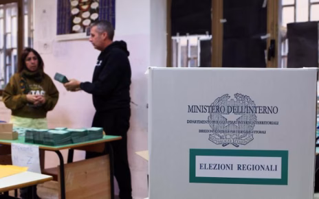 Campania, urne aperte fino alle 15: affluenza in forte calo. Attesi exit poll e prime proiezioni 4 231836571 1ade3994 6327 4182 a8d3 a2dc14ac71b2