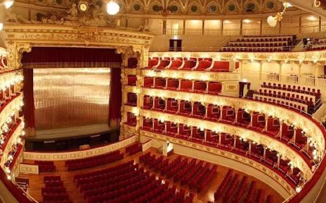 Bari, nomina al Petruzzelli. Laboccetta (Polo Sud): "Nomina Carusi è una scelta di grande valore" 5 28868 teatro petruzzelli