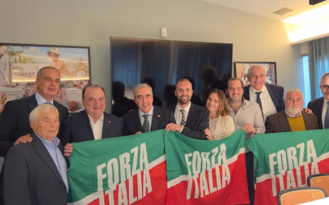Pollena Trocchia, nuove adesioni a Forza Italia 4 Adesione Forza Italia