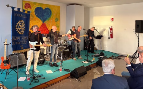 Rotary, “Uniti per Fare del Bene”: concerto rock a sostegno di “End Polio Now” 4 PHOTO 2025 11 15 18 03 13