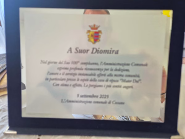 Suor Diomira: 100 anni di memoria, di storia fatta di amore donata agli altri. Una perla preziosa nelle mani di Dio 12 bddb4a3d b7c5 426d 8cf8 449a724f99e1