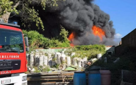 incendio Palma Campania San Gennaro Vesuviano 960x717 1
