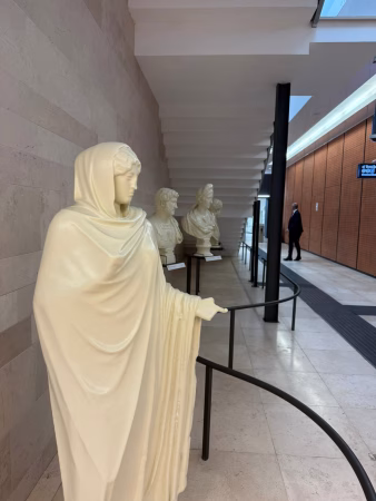 Campania, aperta al pubblico la stazione di Cuma della Cumana alla presenza del Presidente De Luca 3 nuova stazione EAV Baia 4