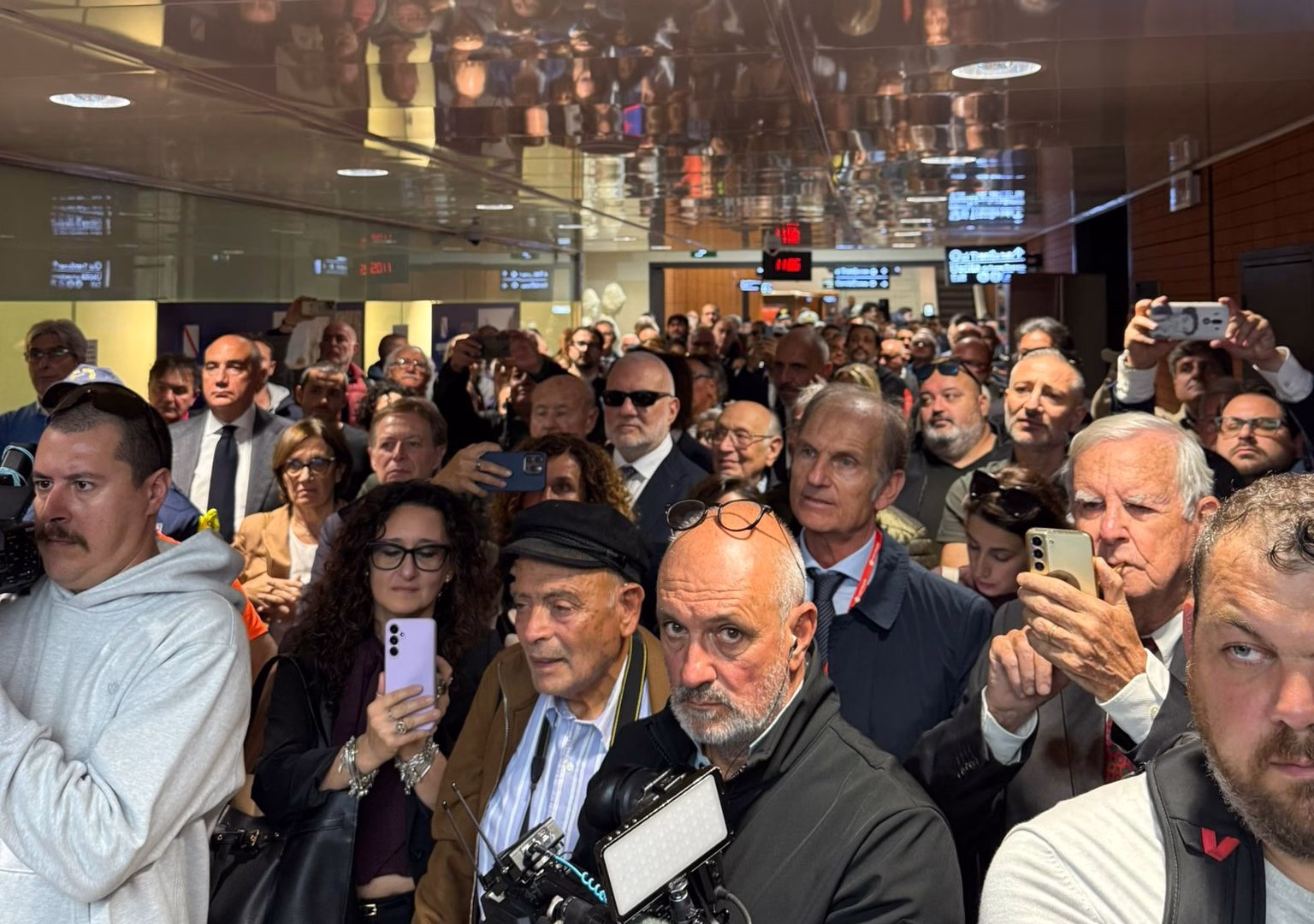 nuova stazione EAV Baiamod