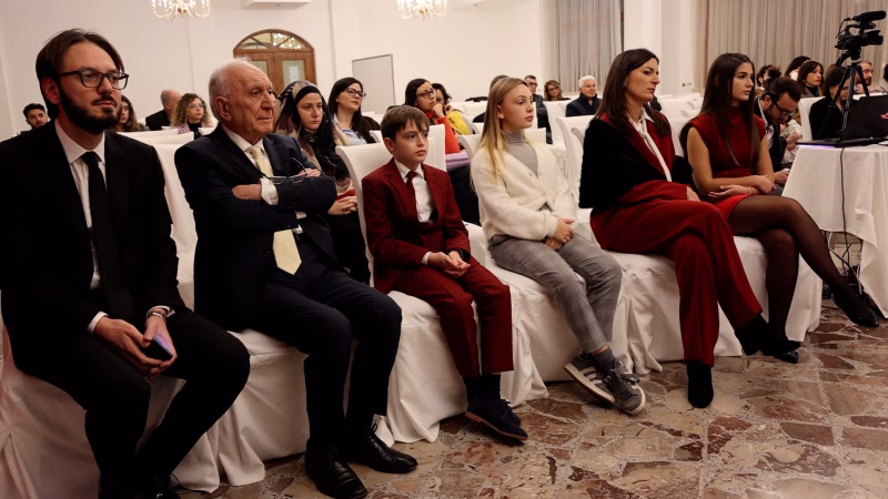Pimonte, Tumori: al via il VII Premio Carla Russo dedicato ai giovani ricercatori impegnati nella lotta ai tumori cerebrali 4 Famiglia Palummo