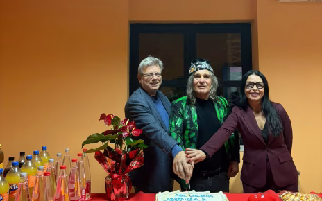 Eboli, al Centro di Salute Mentale l'arte diventa strumento di cura, relazione e inclusione sociale 6 Mangone3mod