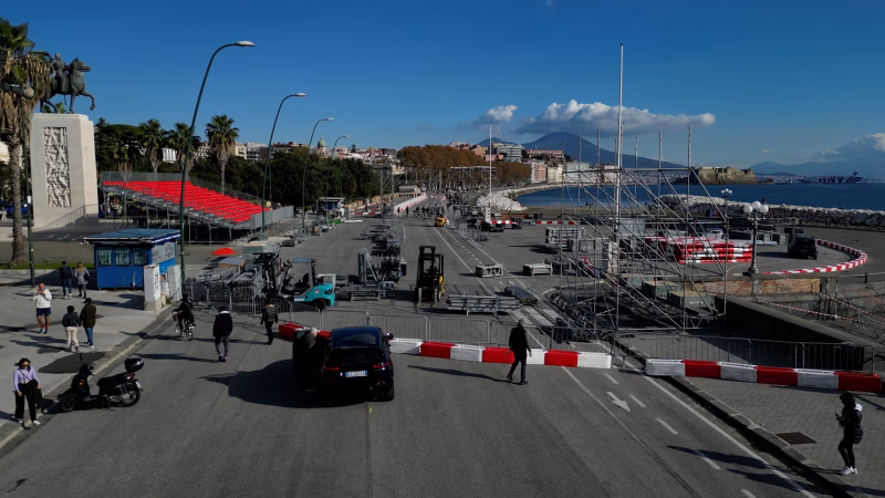 Napoli Racing Show: prova superata per il nuovo piano traffico, ridotti al minimo disagi alla circolazione 4 Montaggio NRS 1