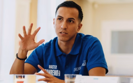 Jian Piero Morales, massaggiatore olistico di Roma approda a Sanremo 2026 nel Master Dream Massage 9 Progetto senza titolo.zip mod
