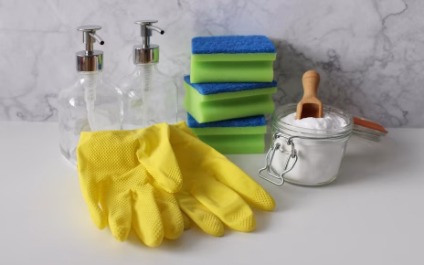 Come pulire casa in maniera efficace e velocemente 5 gloves 4017614 1280