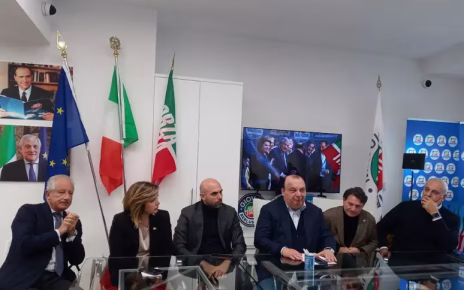 Forza Italia, a Napoli l’evento “Valori” 32 anni dopo la discesa in campo di Berlusconi 4 523af6a05a90ee080afea0a164a0ee2f