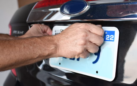 Veicoli con targa estera, Rastrelli (FDI):"Danni fiscali e concorrenza sleale, serve intervento" 4 Consecution Group Guidare veicoli con targa estera in Italia