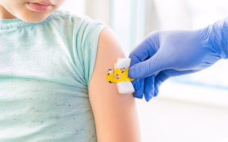 Hpv, pediatra: "Incredibile genitori non vaccinino figli, serve a prevenire tumore" 4 Quali sono le vaccinazioni obbligatorie e facoltative per i bambini