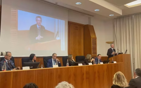 Napoli, Manfredi: “Crescono le fragilità, ora colpito anche il ceto medio” 9 b1caf0fad849507fbe52cd9a874ba359