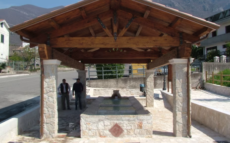 Summer Laboratory e progetto “LAVATOI”: si inaugura l'istallazione luminosa che reinterpreta il ruolo dell'acqua nell’identità e nella storia di Gioia Sannitica 3 dscf3698