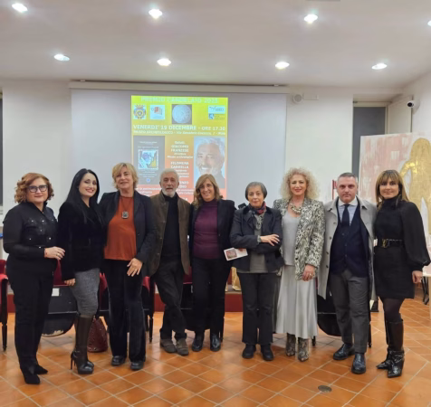 Nola, l’Associazione Culturale Passepartout dedica il Premio Candelaio 2026 all’artista Patrizio Rispo 6 e6182afa cbd4 4c93 a961 5ba0d480fa12