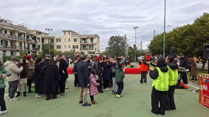 Scisciano, inaugurato lo spazio giochi del Campetto Solidale di via Campo: un bene comune che torna a vivere 10 e714992c 6332 4426 999c 13df31380b8b