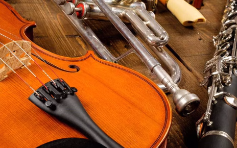 Vallo di Lauro, nasce un laboratorio musicale gratuito “SONIC LAB’’: iniziativa curata e voluta dal professore Renato Scibelli per giovani talentuosi musicisti 5 strumenti musicalimod