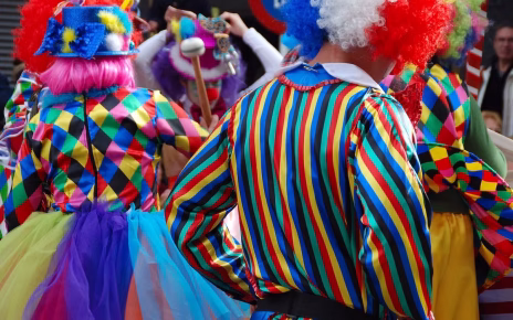 Pollena Trocchia, si rinnova la tradizione del Carnevale: i carri allegorici pronti a sfilare tra divertimento, musica e spettacolo 4 Carnevale 2026 le migliori citta dove festeggiarlo in Italia e in Europa jpeg
