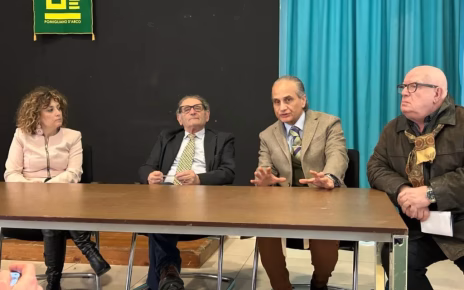Pomigliano d'Arco, al via la cerimonia del Premio “Per Sempre Scugnizzo Città di Pomigliano” edizione 2026 4 WhatsApp Image 2026 02 09 at 18.24.46 1024x768 1