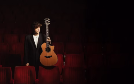 Sant’Arpino, al Teatro Lendi serata speciale di San Valentino per Gabriele Esposito con il concerto-spettacolo “Pe’ sempre – note di un amore che resta” 4 b0f188cae9b42daa47424d45bc21a608