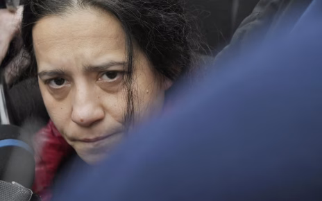 Bimbo trapiantato al Monaldi, stop al nuovo cuore. La madre: “Finché respira non mi arrendo” 4 bimbo trapiantato la mamma io non mollo non perdo la speranza