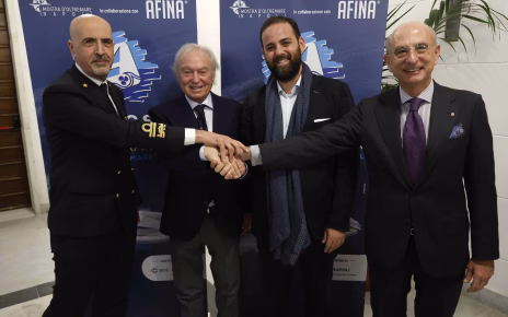 da sx. Ammiraglio G. Aulicino Pres. Afina G. Amato Pres. MdO R. Minopoli Pres. BCC Napoli A. Manzo