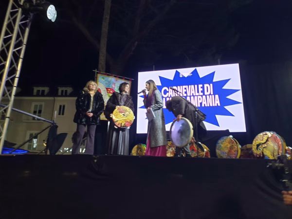 Palma Campania, intervista a Linda Isernia Antise: l’artista delle tamburelle dipinte, opere d’arte del Carnevale Palmese 9 ea215071 c7c8 4366 9380 02cd6d3c9db8