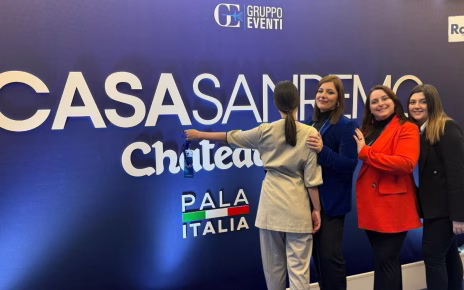Dalle case rifugio al blue carpet: La Crisalide in Rete APS porta il riscatto femminile a Casa Sanremo 5 foto casa Sanremomod