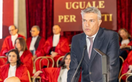 Carenza di magistrati e personale: crisi dei giudici di pace nel distretto di Napoli. Crasto: “Senza interventi immediati sarà paralisi” 3 giudicebarra