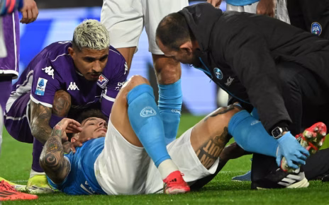 Napoli, sospiro di sollievo per Di Lorenzo: esclusa la lesione al crociato 3 ipa di lorenzo napoli fiorentinamod