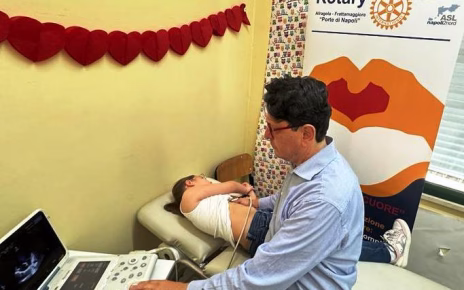 Caivano, prima tappa del Progetto Rotariano "Futuro nel Cuore" 4 rotary visite cardiovascolari nelle scuole 1