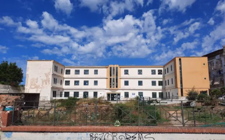 La campana di vetro: la Scuola "Diano" di Pozzuoli 8 scuola marconi