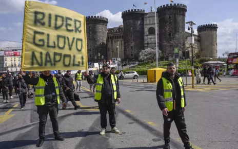 Rider in piazza a Napoli, scontro tra Ugl e Cgil sul modello contrattuale 4 593af23a059bab603c7ca1e5e72c56de