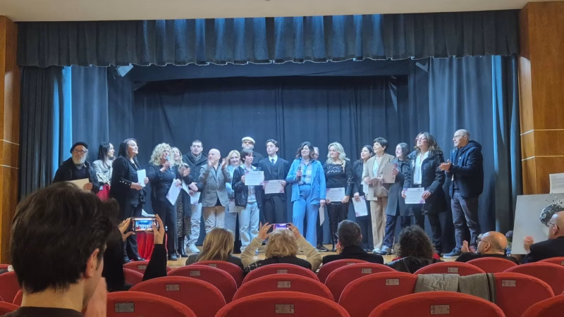 Palma Campania, “Rinascere si può” celebra l’arte: successo per la quinta edizione al Teatro Comunale 15 859e482d dd53 433e af89 ef69efd826a9