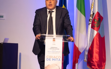 Innovazioni possibili per lo sviluppo delle aree interne: a Paestum il 27 marzo confronto tra istituzioni, imprese e territori 3 Giovanni DAvenia