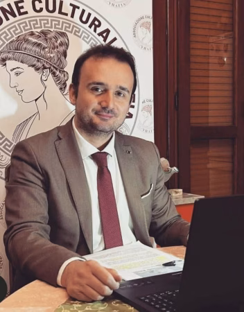 Il valore della presenza culturale: l'Associazione Culturale Ipazia conferisce alla scrittrice Adelina Mauro la nomina a Socia Benemerita 3 0f0f21c6 1db0 481d acd9 c032afafccdf