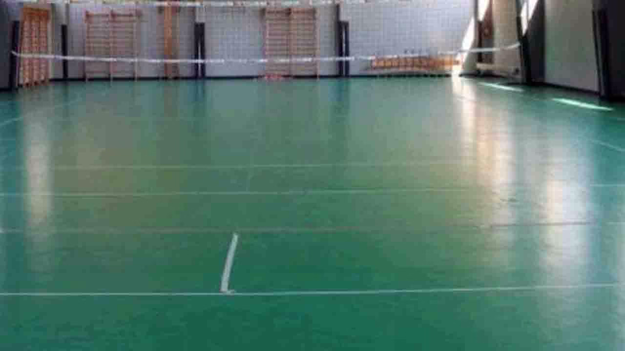 39481 torre annunziata centomila euro per la palestra del ii circolo siani