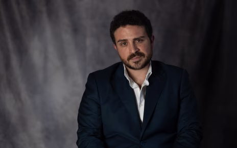 Marigliano, a Spazio Nicotera la presentazione del libro “Blu Oltremare” di Antonio Porcelli in dialogo con il filosofo Giuseppe Ferraro 5 74392a6d d3a1 4dcc 8f26 19f23436b0dd