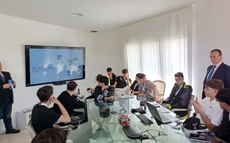 Mariglianella, Netgroup incontra gli studenti dell'ITI Masullo-Theti di Nola: focus su startup, cybersecurity e IA 4 Netgroup ITI 1