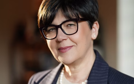 Somma Vesuviana, Silvia Svanera candidata sindaco del centrosinistra: “Partecipazione e trasparenza per voltare pagina” 3 candidatasomma