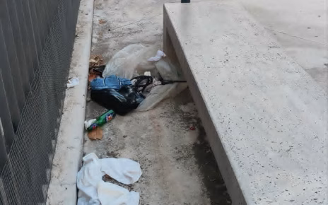 Marigliano, pista ciclabile nel degrado: rifiuti e incuria sull’ex Circumvesuviana 3 cloaca1